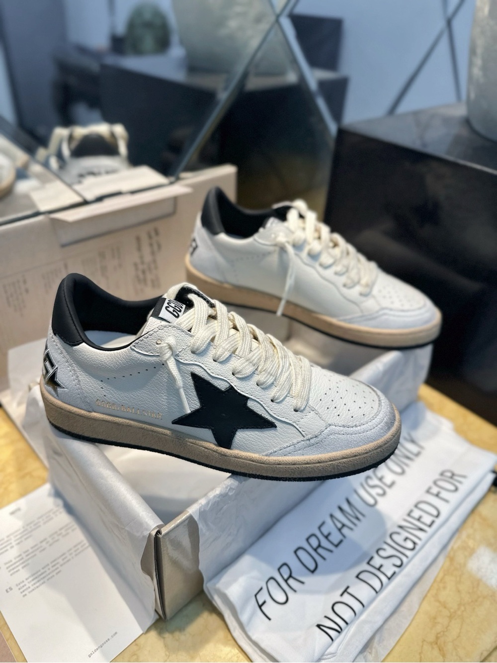 Golden Goose Ball Star Pebbled White Black Star Low Sneakers